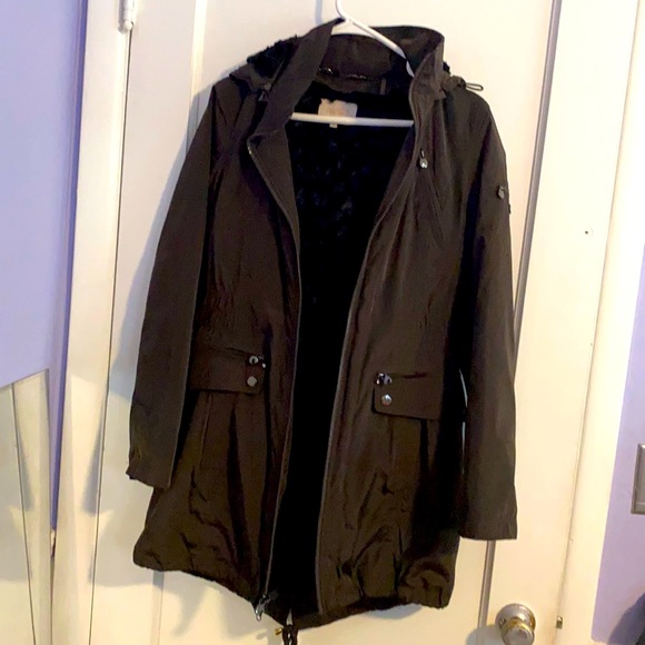 Laundry Jacket - Picture 1 of 10